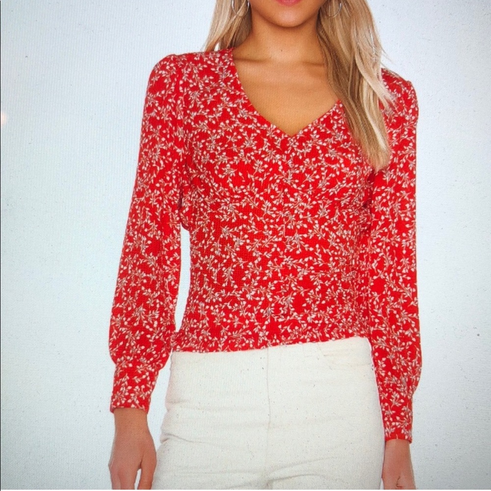 Cupcakes & Cashmere Portia Blouse in Red Hots